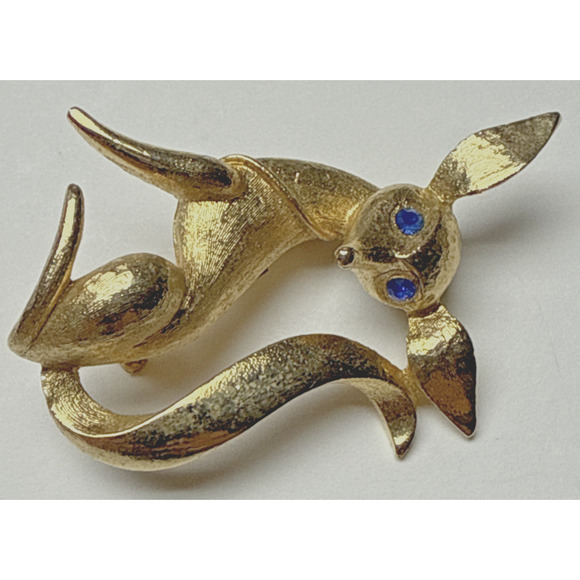 MCM Fox Pin Brooch Gold Tone Blue Rhinestone Eyes Dog Fennec - Picture 4 of 11